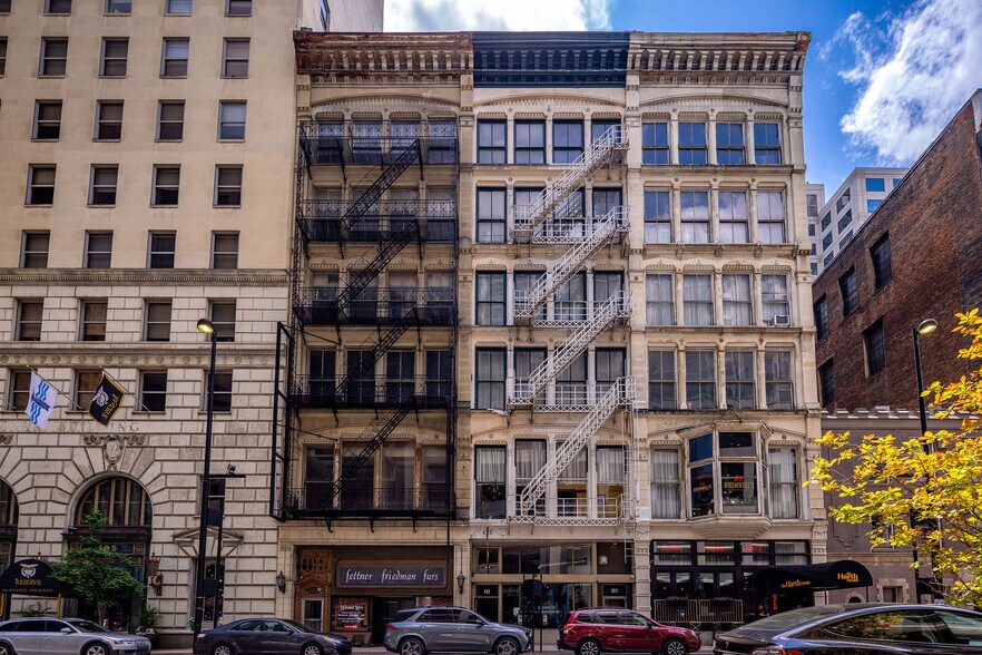 113 W 4th St, Cincinnati, OH à louer - Photo de l’immeuble – Image 3 sur 29