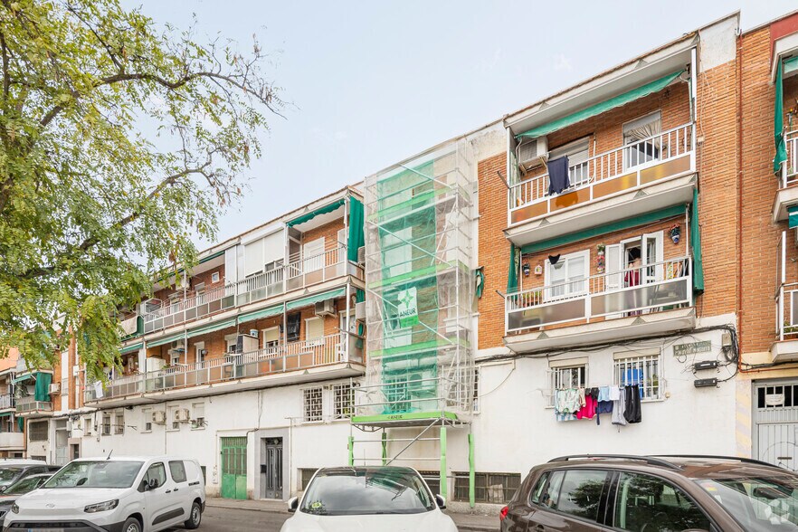 Calle de Eduardo Minguito, 55-57, Madrid, Madrid à vendre - Photo de l’immeuble – Image 2 sur 2