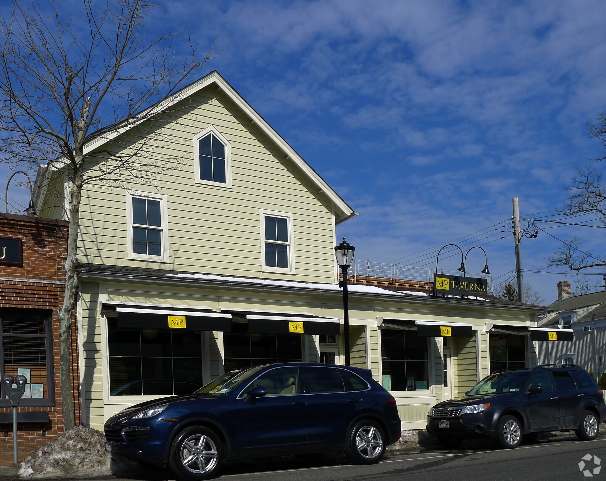 1363 Old Northern Blvd, Roslyn, NY à vendre Photo de l’immeuble– Image 1 sur 2