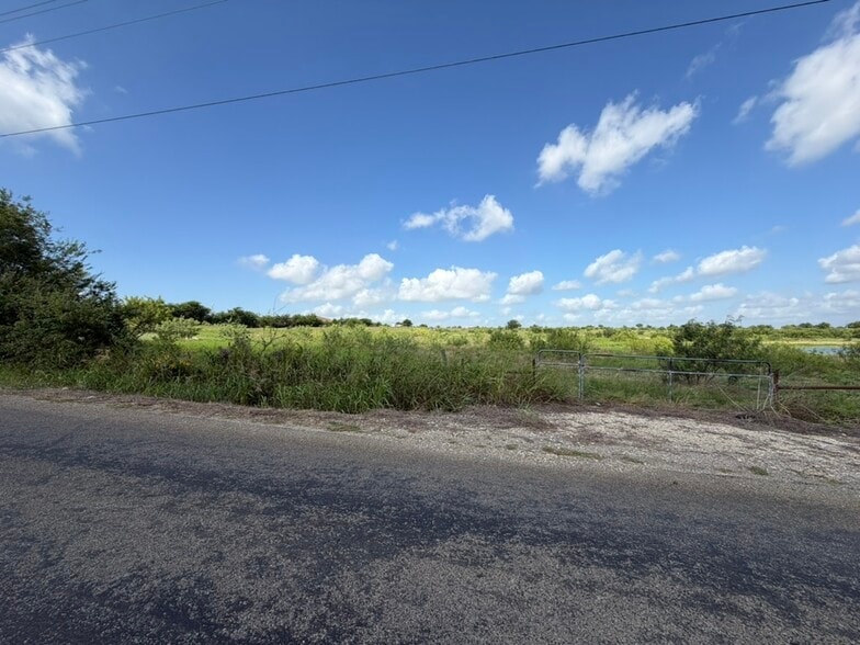 13745 IH 35 Service Road, Jarrell, TX à vendre - Autre – Image 3 sur 7