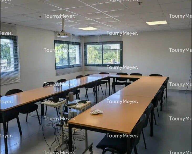 Industriel/Logistique dans Bruz à louer - Photo intérieure – Image 2 sur 4