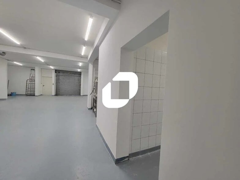 Local d’activités dans Guibeville à louer - Photo intérieure – Image 3 sur 5