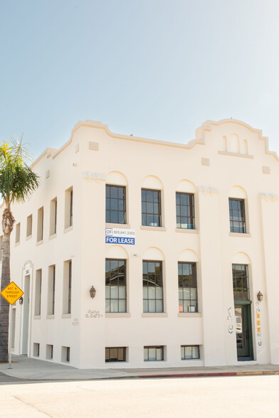 305 S Kalorama St, Ventura, CA à louer - Photo de l’immeuble – Image 3 sur 10