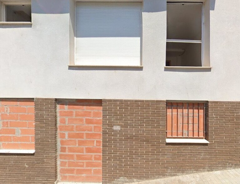Immeuble residentiel dans Vilanova del Camí, Barcelona à vendre - Photo de l’immeuble – Image 3 sur 3