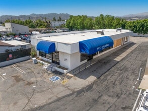 21317 Devonshire St, Chatsworth, CA à louer Photo de l’immeuble– Image 1 sur 17