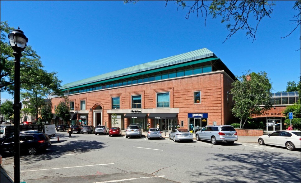 200 Greenwich Ave, Greenwich, CT à louer - Photo principale – Image 1 sur 4