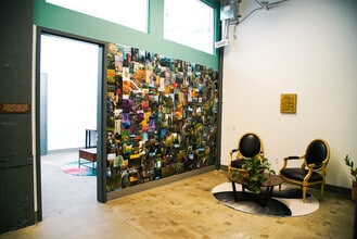 2744 E 11th St, Oakland, CA à louer Photo de l’immeuble– Image 2 sur 7