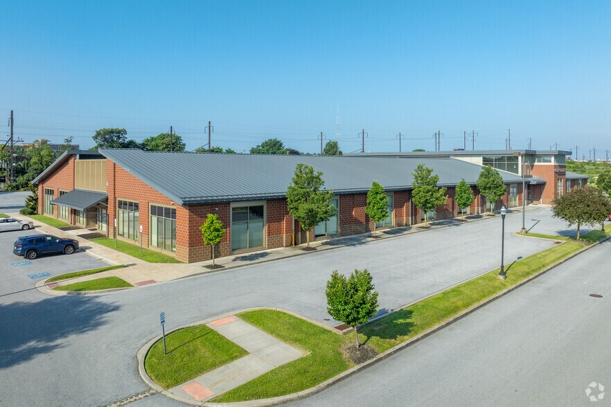 1280 N Plum St, Lancaster, PA à louer - Photo de l’immeuble – Image 2 sur 6