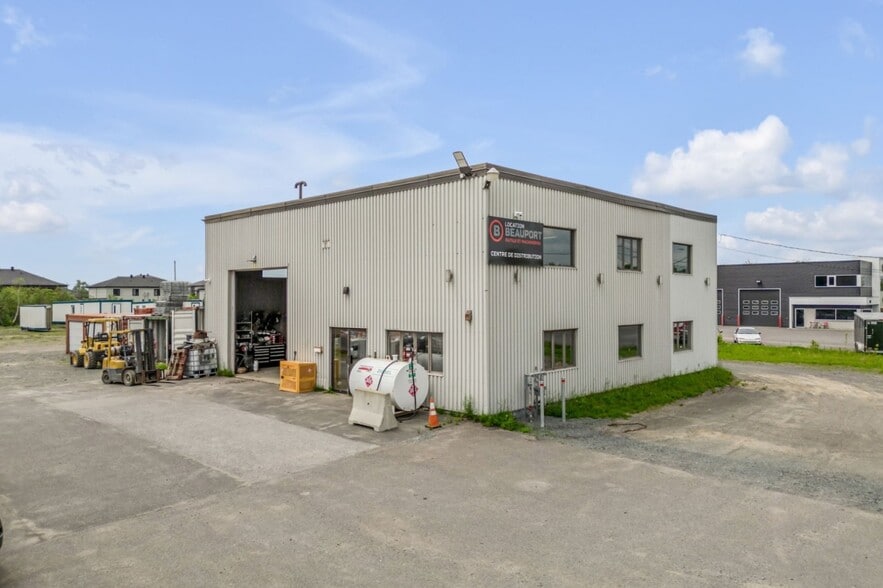 658 Rte Du President-Kennedy, Lévis, QC à louer - Photo principale – Image 1 sur 1