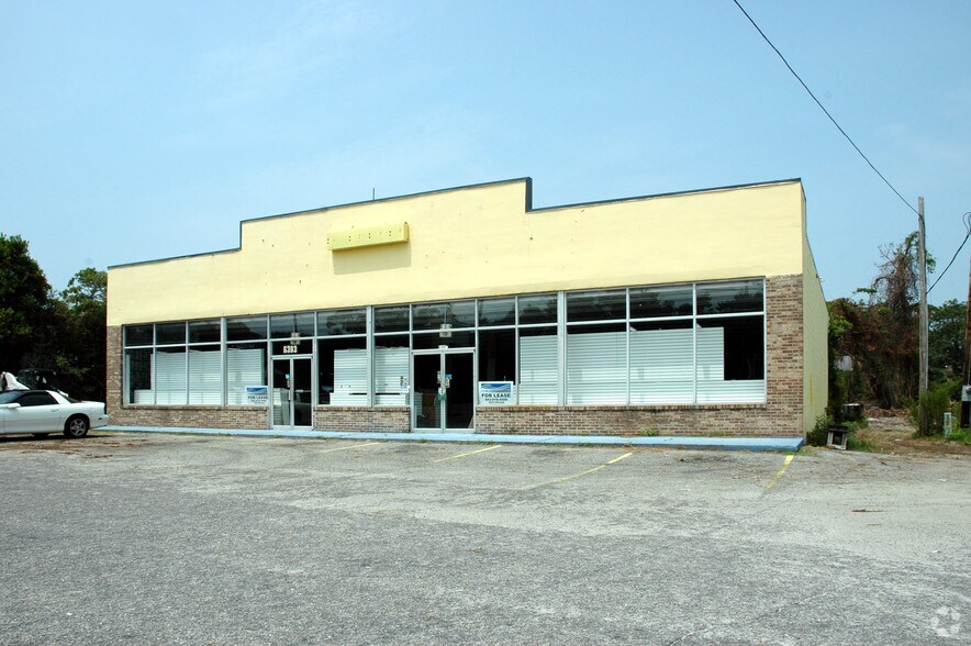 6303 N Kings Hwy, Myrtle Beach, SC à louer - Photo de l’immeuble – Image 1 sur 4
