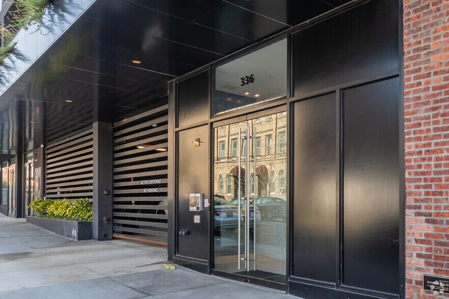 336 Himrod St, Brooklyn, NY à louer - Photo de l’immeuble – Image 3 sur 5