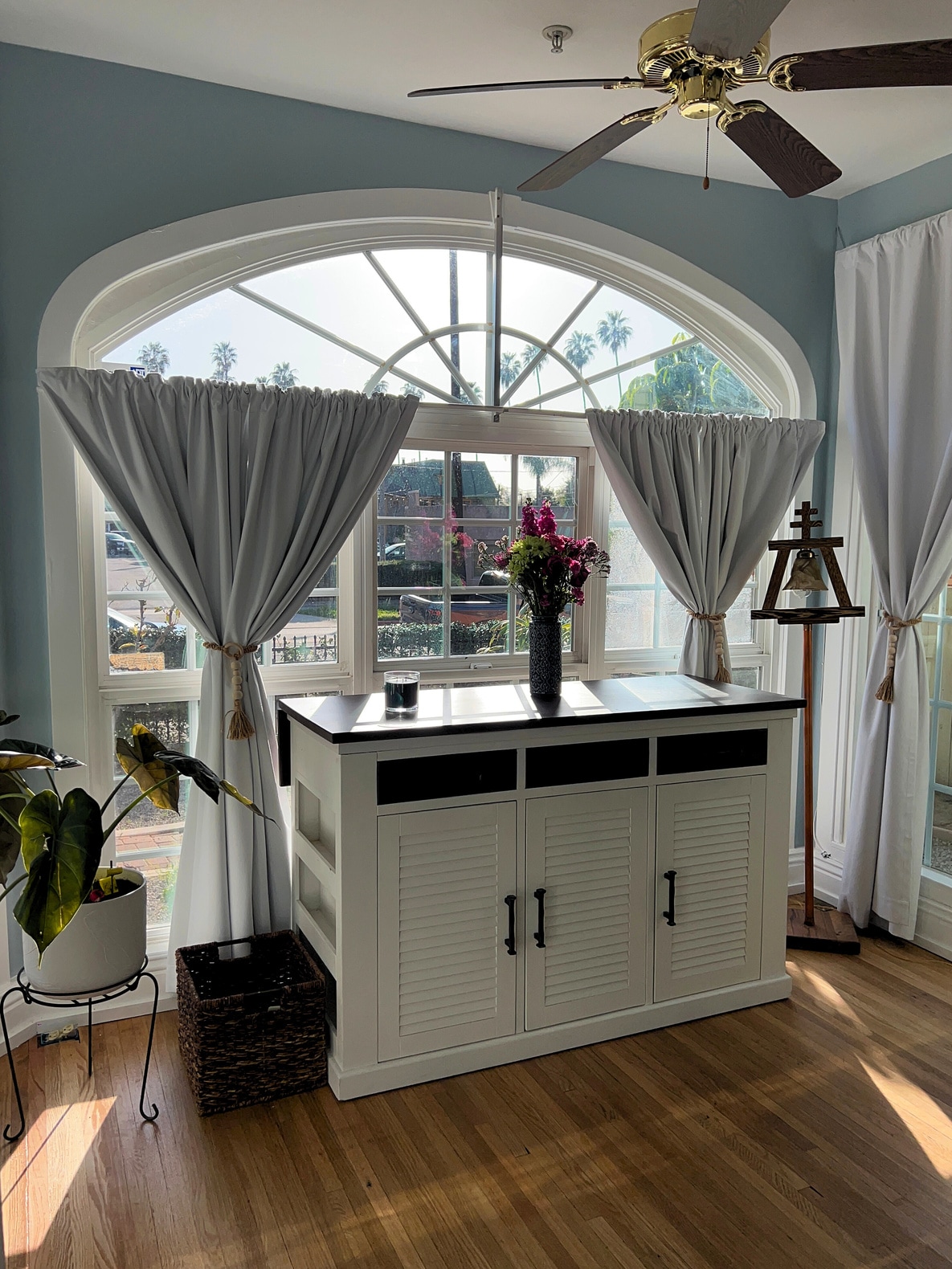 3845 10th St, Riverside, CA à louer Photo intérieure– Image 1 sur 11