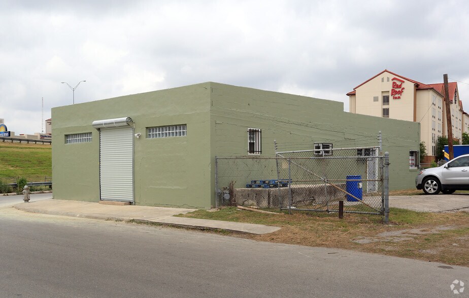 501 E Crockett St, San Antonio, TX à vendre - Photo de l’immeuble – Image 3 sur 3