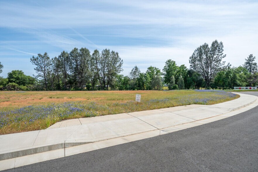Rancho Industrial Park, Redding, CA à vendre - Photo principale – Image 1 sur 4