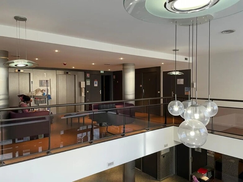 Bureau dans Cergy à louer - Photo de l’immeuble – Image 1 sur 5