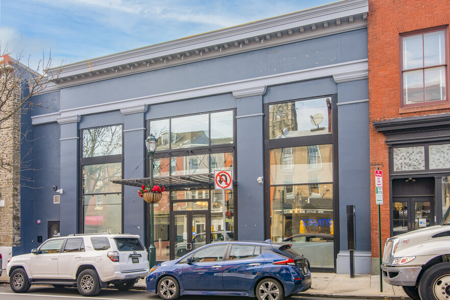 4230 Main St, Philadelphia, PA à vendre - Photo de l’immeuble – Image 2 sur 36