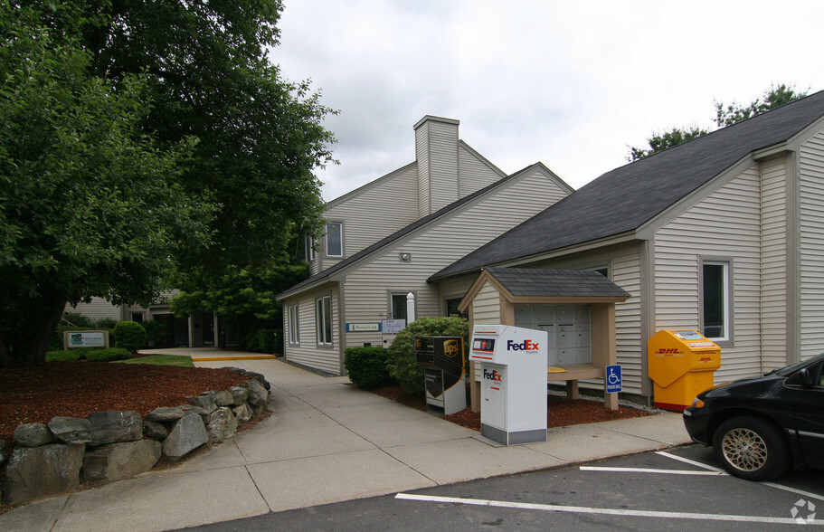 22-24 Greeley St, Merrimack, NH à louer - Photo de l’immeuble – Image 3 sur 11