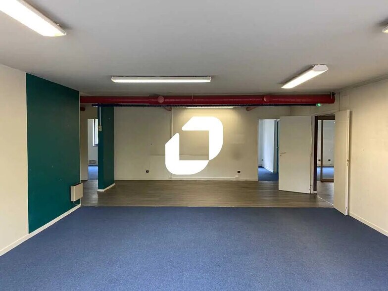 Bureau dans Cergy à louer - Photo de l’immeuble – Image 1 sur 5