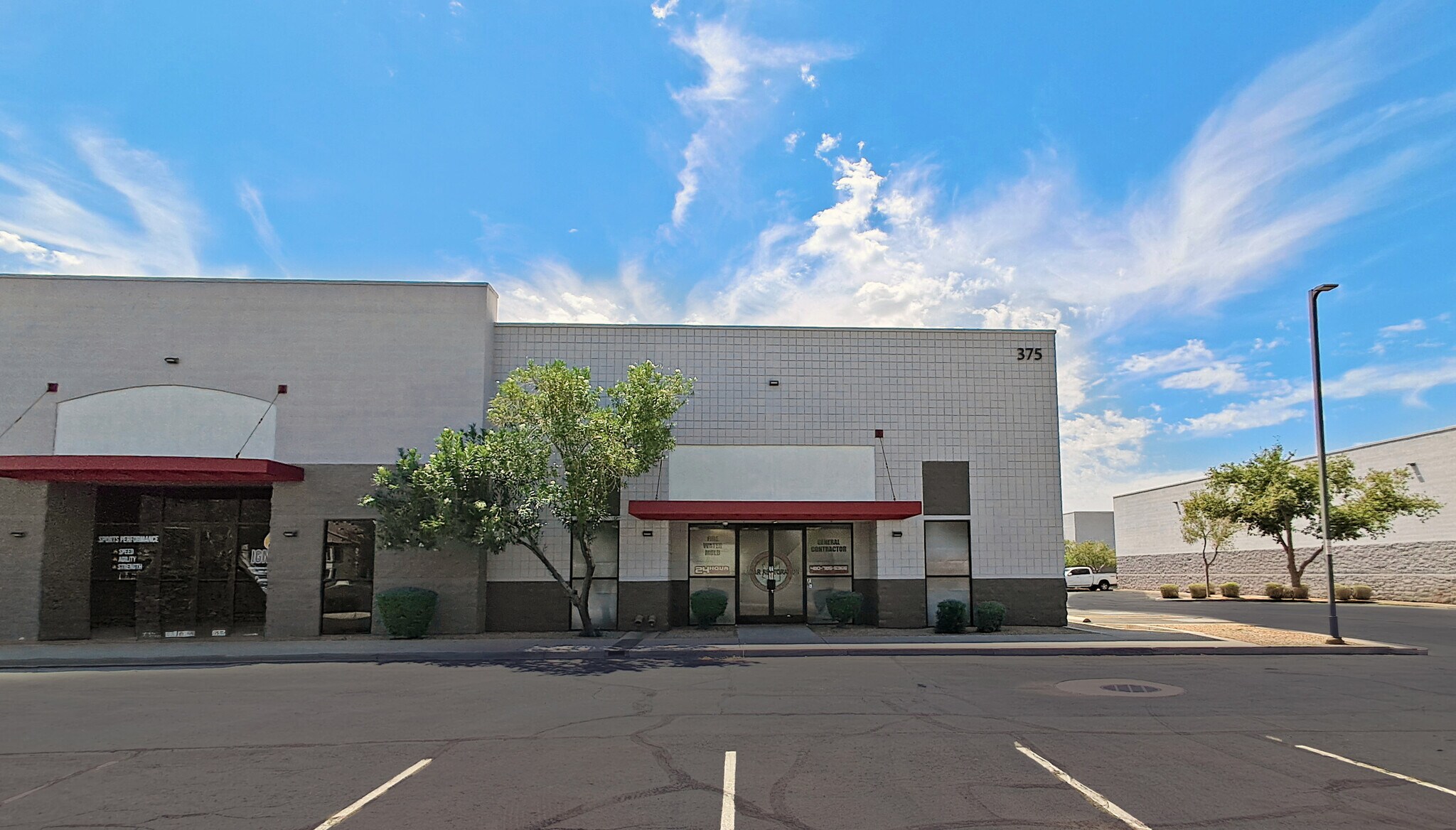 375 E Warner Rd, Chandler, AZ à vendre Photo de l’immeuble– Image 1 sur 5