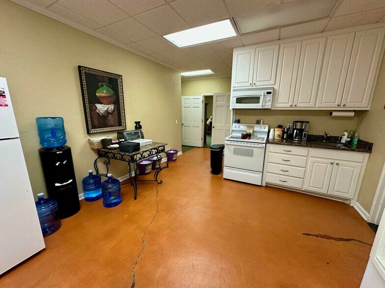 408 SW 7th Ave, Amarillo, TX à vendre - Photo intérieure – Image 3 sur 7