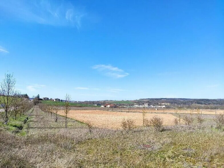 Terrain dans Tonnerre à vendre - Photo de l’immeuble – Image 2 sur 2