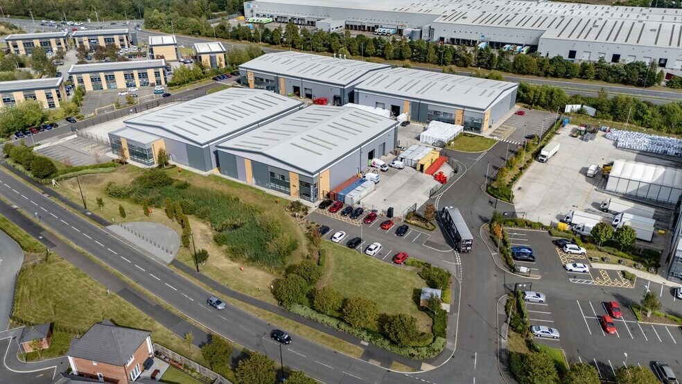 202 Mere Grange, St Helens à louer - Photo de l’immeuble – Image 2 sur 8