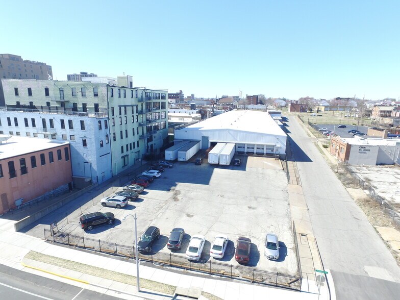 2600 Samuel T Shepard Dr, Saint Louis, MO à louer - Photo de l’immeuble – Image 3 sur 4