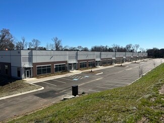 Plus de détails pour 2555 Westinghouse Blvd, Charlotte, NC - Local d'activités à louer