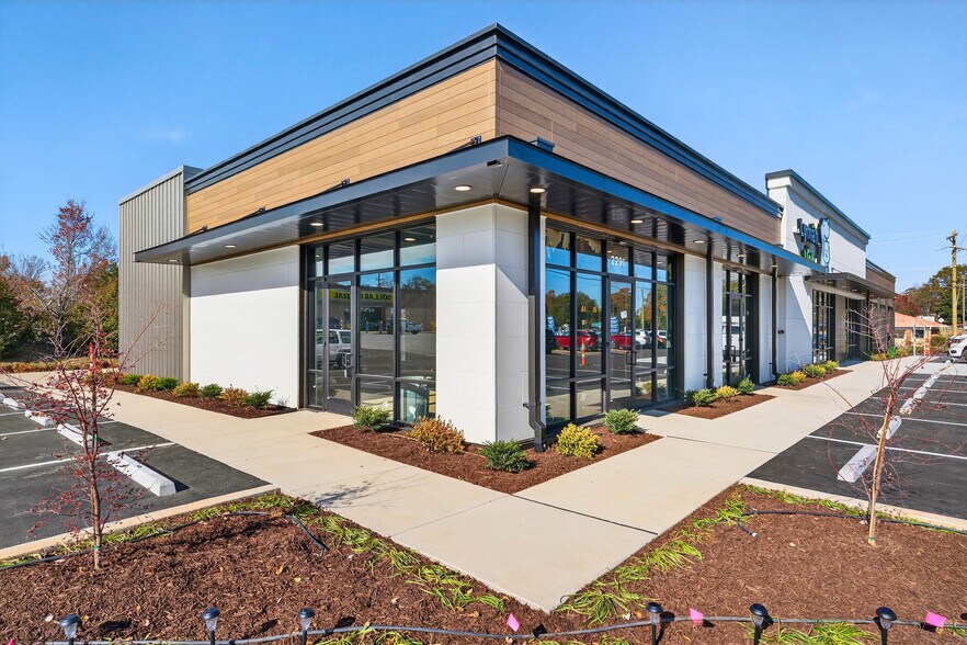 201-229 Charlotte Hwy, Lyman, SC à louer - Photo de l’immeuble – Image 3 sur 12