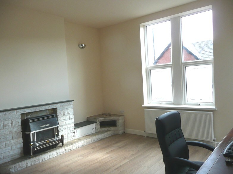 92 Railway Rd, Leigh à vendre - Photo de l’immeuble – Image 2 sur 22