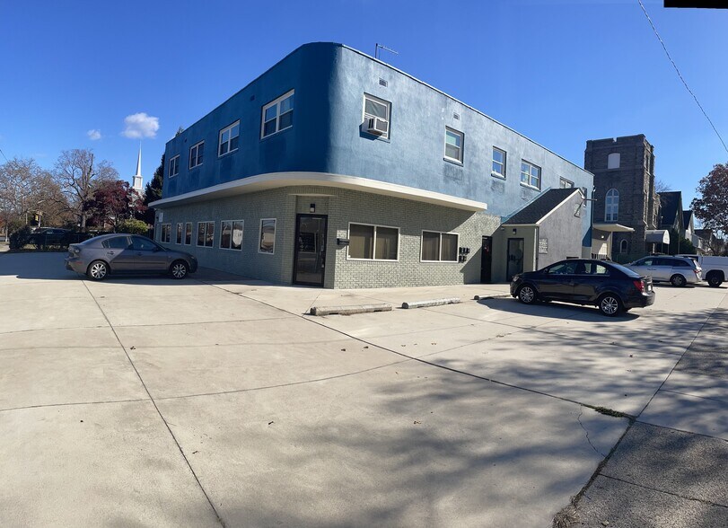 100 E Broad St, Palmyra, NJ à louer - Photo de l’immeuble – Image 2 sur 19