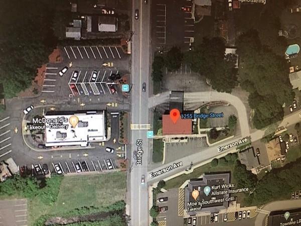 1255 Bridge St, Dracut, MA à vendre - Photo de l’immeuble – Image 2 sur 11