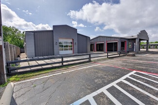 Plus de détails pour 2795 SW Wilshire Blvd, Burleson, TX - Local commercial à louer