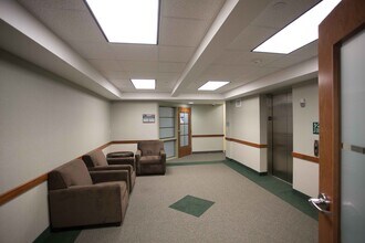 399 Farmington Ave, Farmington, CT à louer Photo intérieure– Image 1 sur 7