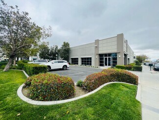 Plus de détails pour 390 N Ponderosa Ave, Ontario, CA - Industriel/Logistique à vendre