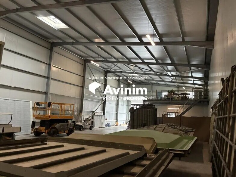 Industriel/Logistique dans Gémenos à louer - Photo intérieure – Image 3 sur 5