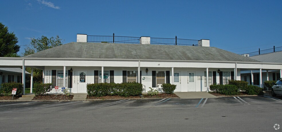 9030 W Fort Island Trl, Crystal River, FL à vendre - Photo de l’immeuble – Image 2 sur 2