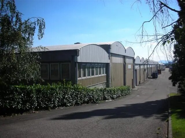 9 Rue Du Dauphiné, Saint-Priest à louer Photo de l’immeuble– Image 1 sur 9