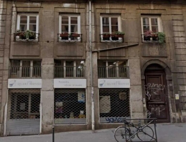 Bureau dans Lyon à vendre - Photo de l’immeuble – Image 1 sur 4