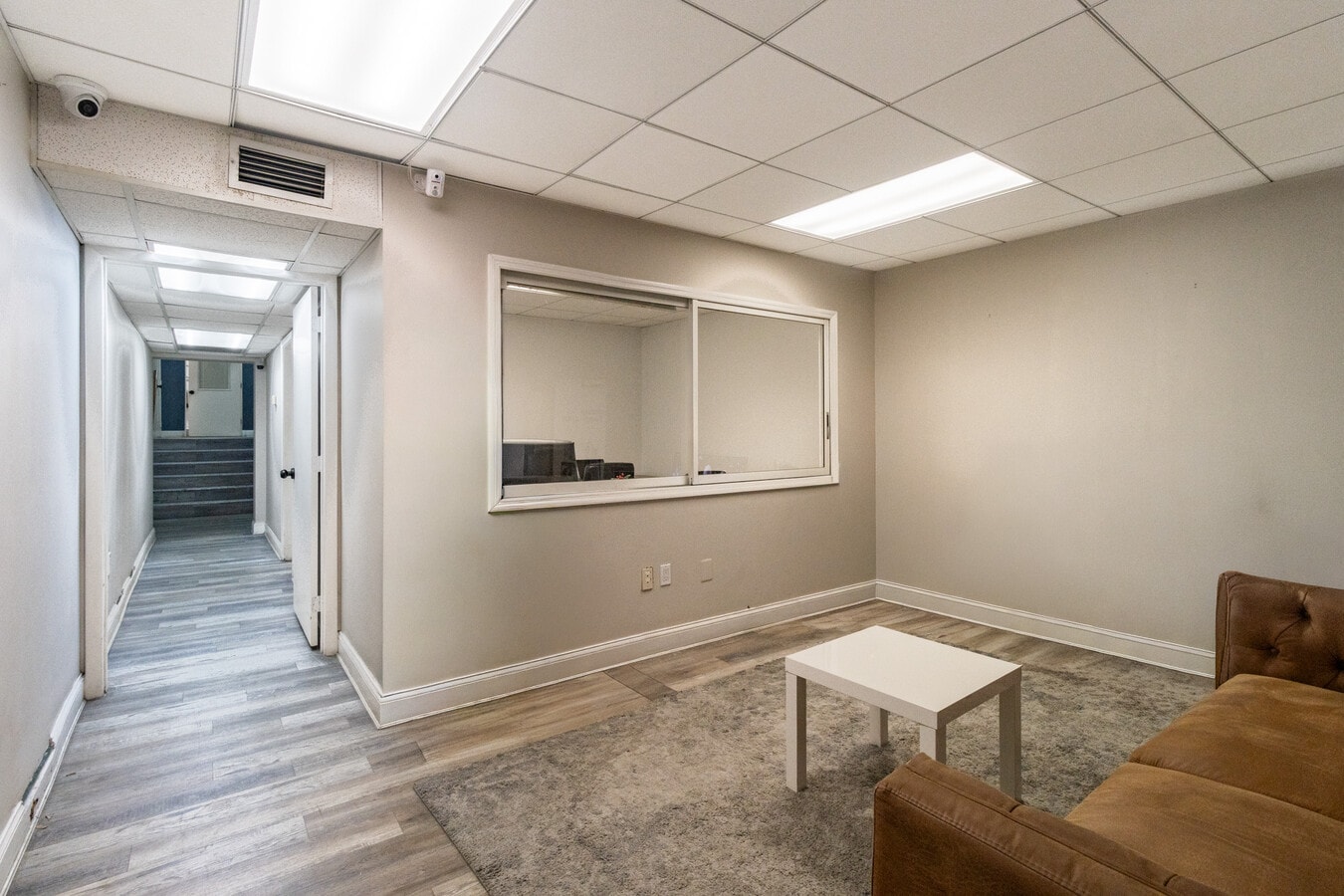 3337 NW 74th Ave, Miami, FL 33122 - Lot 3337 - - Photo intérieure - Image 1 of 24