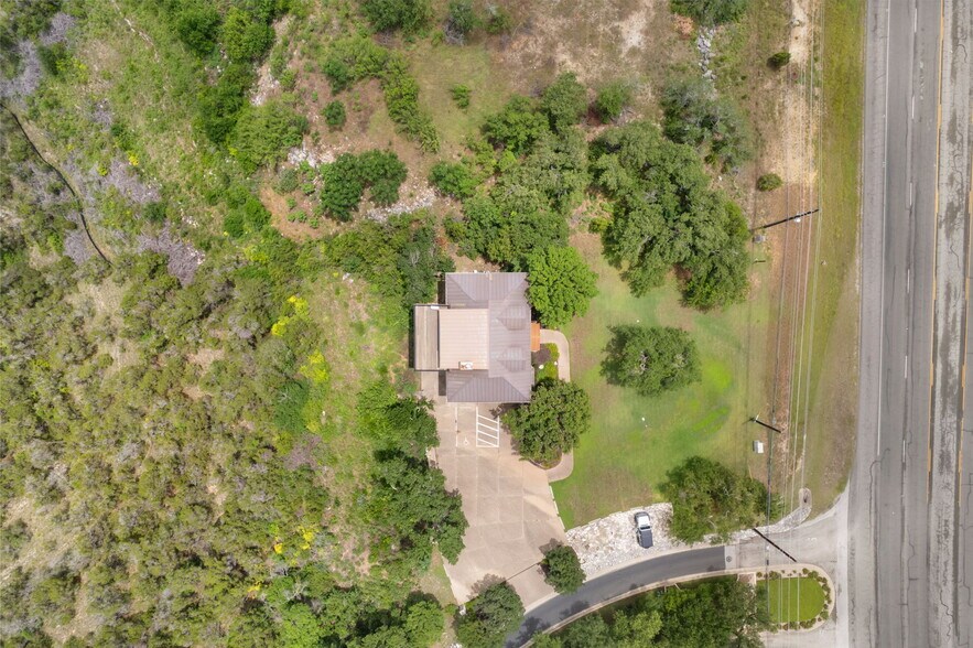 8012 Bee Caves Rd, Austin, TX à vendre - Photo de l’immeuble – Image 3 sur 10
