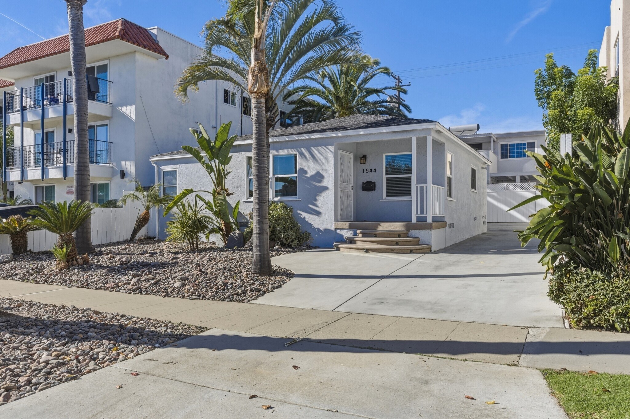 1544 Chalcedony St, San Diego, CA à vendre Photo principale– Image 1 sur 28