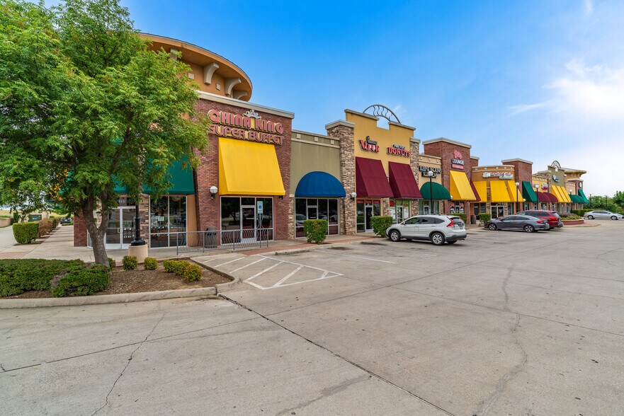 4515 Matlock Rd, Arlington, TX à louer - Photo de l’immeuble – Image 2 sur 9