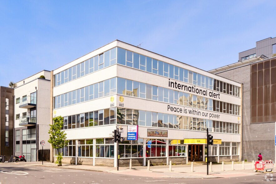 346 Clapham Rd, Londres à louer - Photo de l’immeuble – Image 1 sur 5