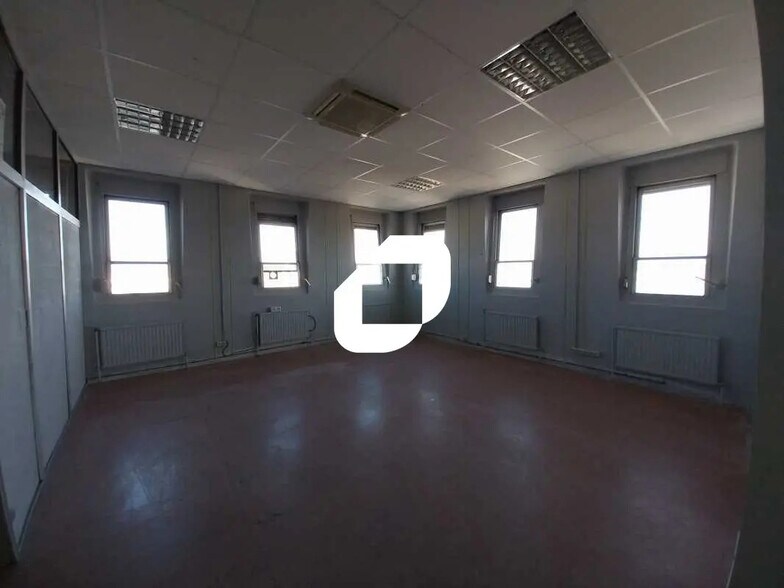 Bureau dans Montpellier à vendre - Photo de l’immeuble – Image 2 sur 11