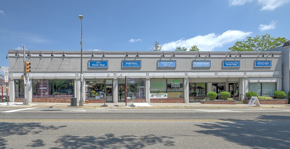 528-538 Bloomfield Ave, Verona, NJ à vendre - Photo de l’immeuble – Image 2 sur 35