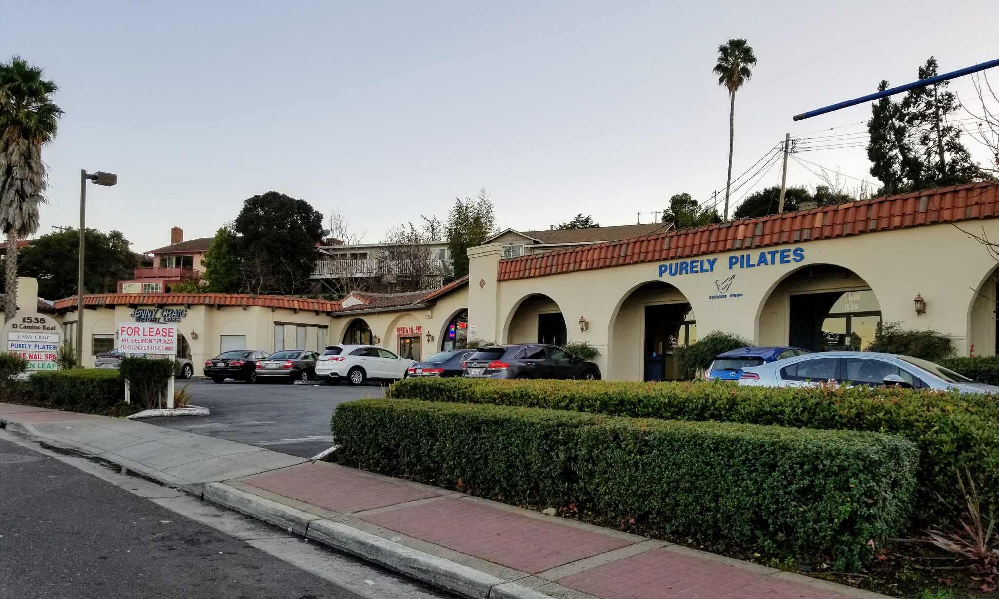 1538 El Camino Real, Belmont, CA à louer Photo intérieure– Image 1 sur 11