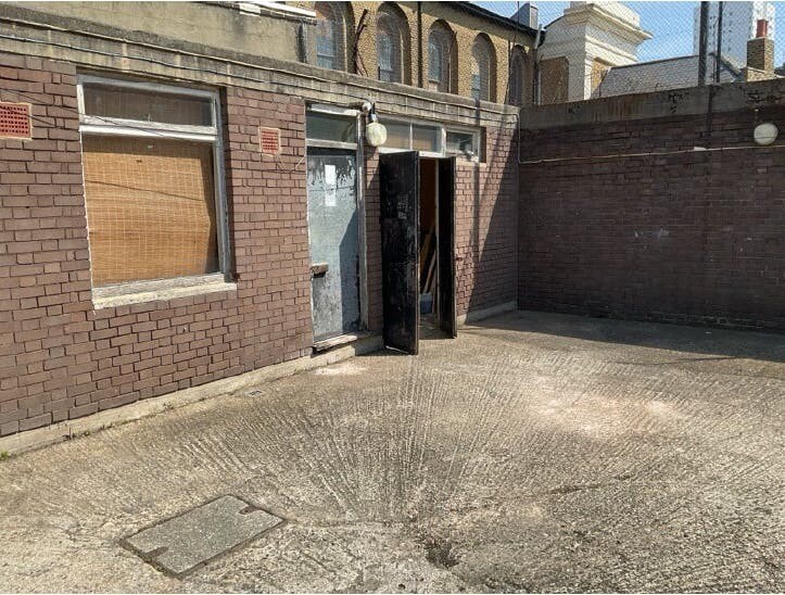 23 Teversham Lane, Londres à louer - Photo de l’immeuble – Image 3 sur 3