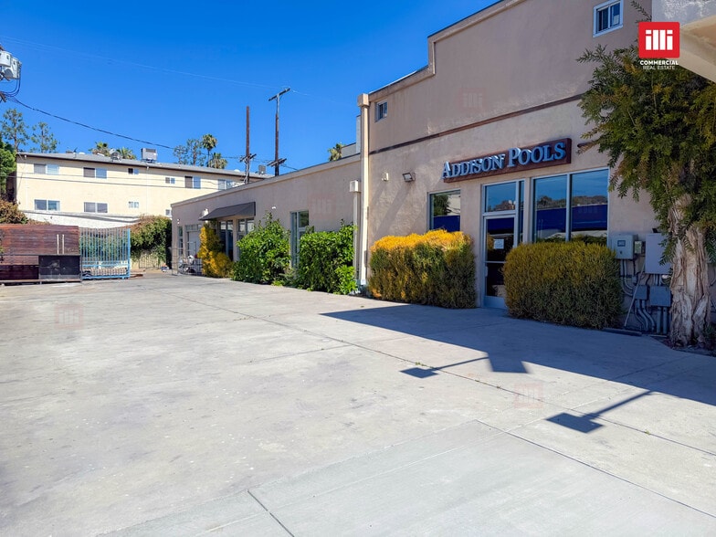 4363 Woodman Ave, Sherman Oaks, CA à vendre - Photo de l’immeuble – Image 2 sur 15
