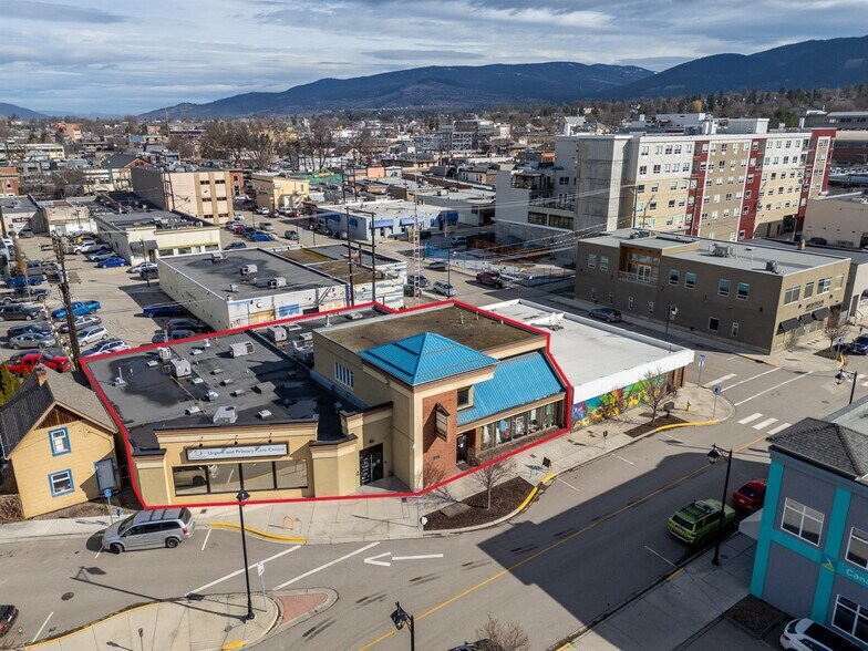 3105 Coldstream Av, Vernon, BC à vendre - Photo de l’immeuble – Image 2 sur 3